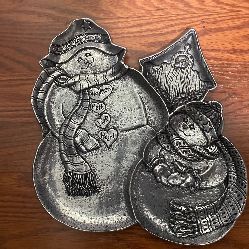 Carson Statesmetal Snowmen Melt your HeartServing dish. Approx 10 1/2" x…
